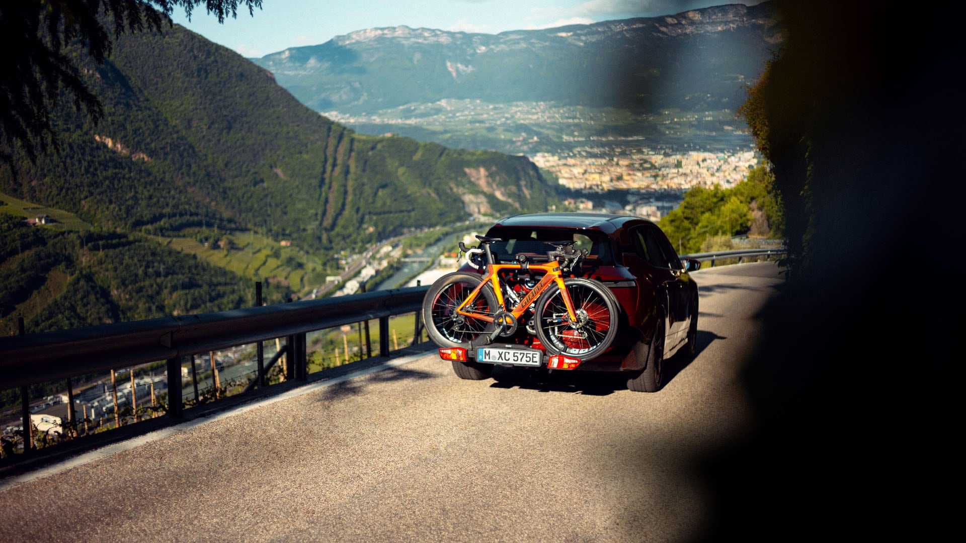 Electric sav, Bmw electric suv, Bike tour, Bike trip, Marie Wilke, Alps tour