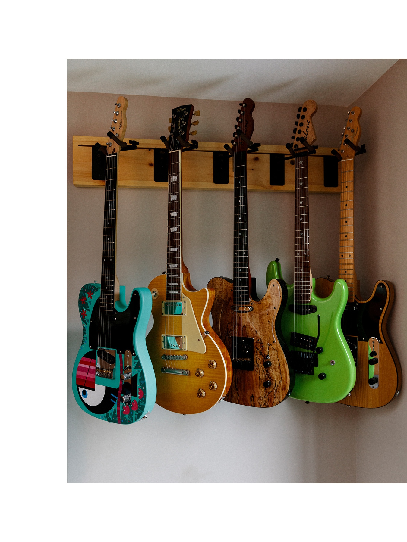 When electric guitars meet the BMW i7.